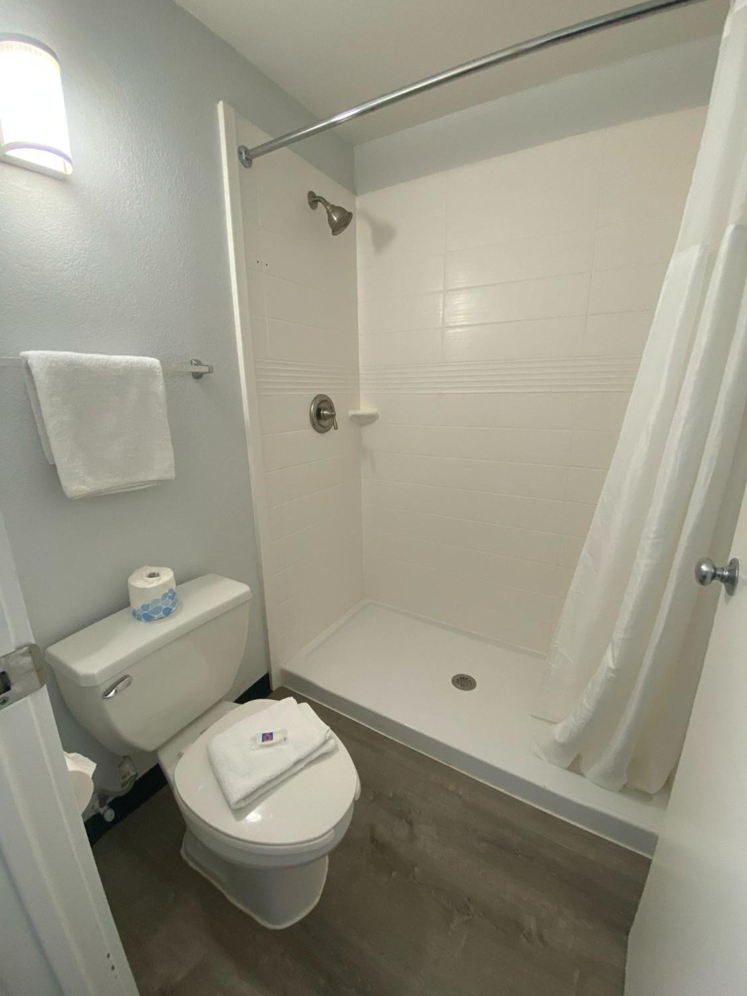 Motel 6-Windsor Locks, Ct - Hartford Exteriér fotografie