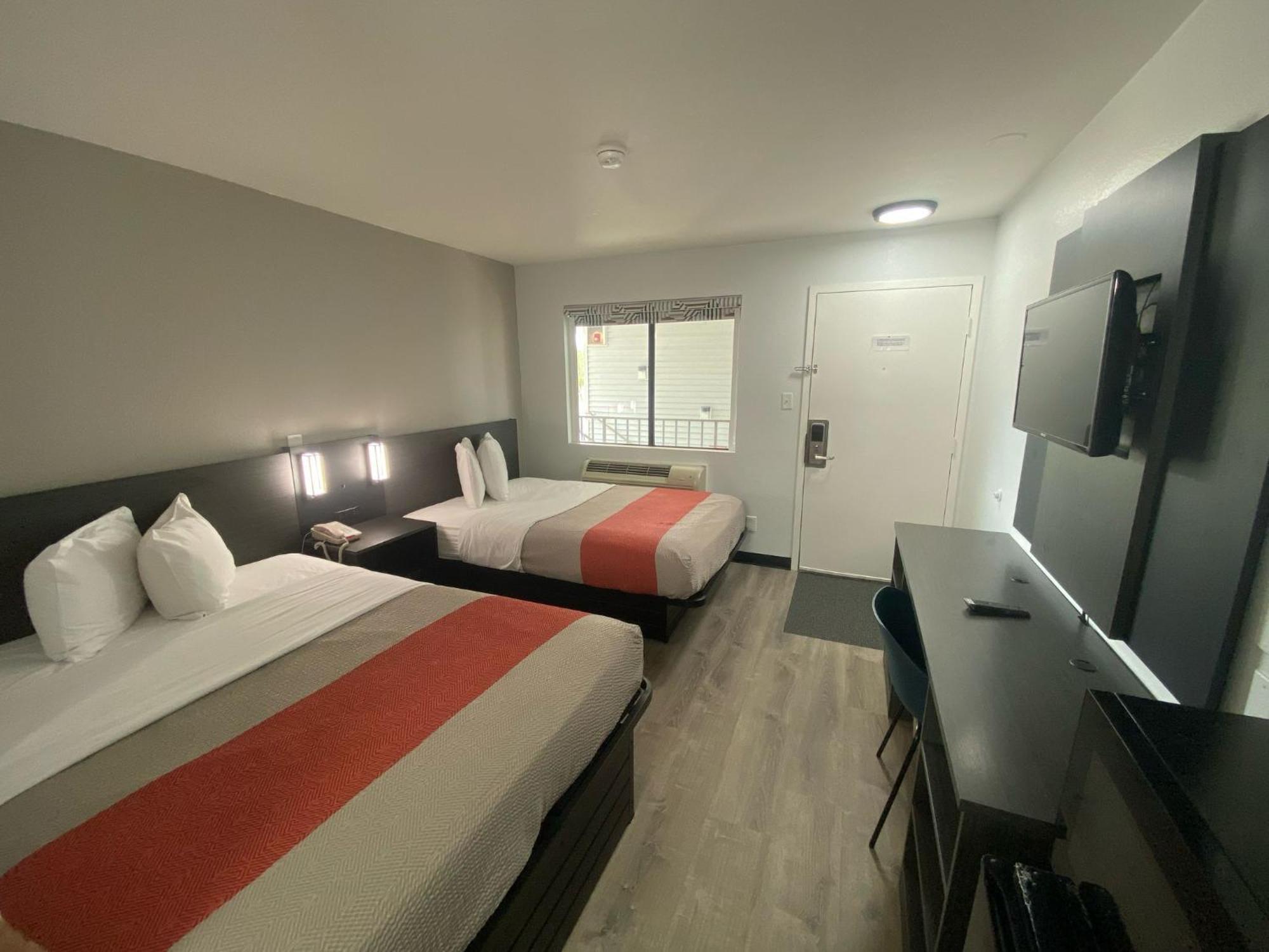 Motel 6-Windsor Locks, Ct - Hartford Exteriér fotografie