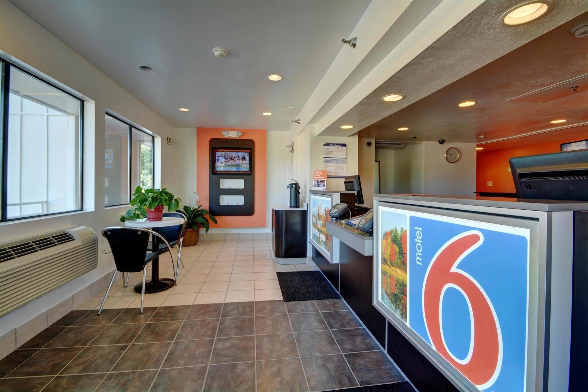 Motel 6-Windsor Locks, Ct - Hartford Exteriér fotografie
