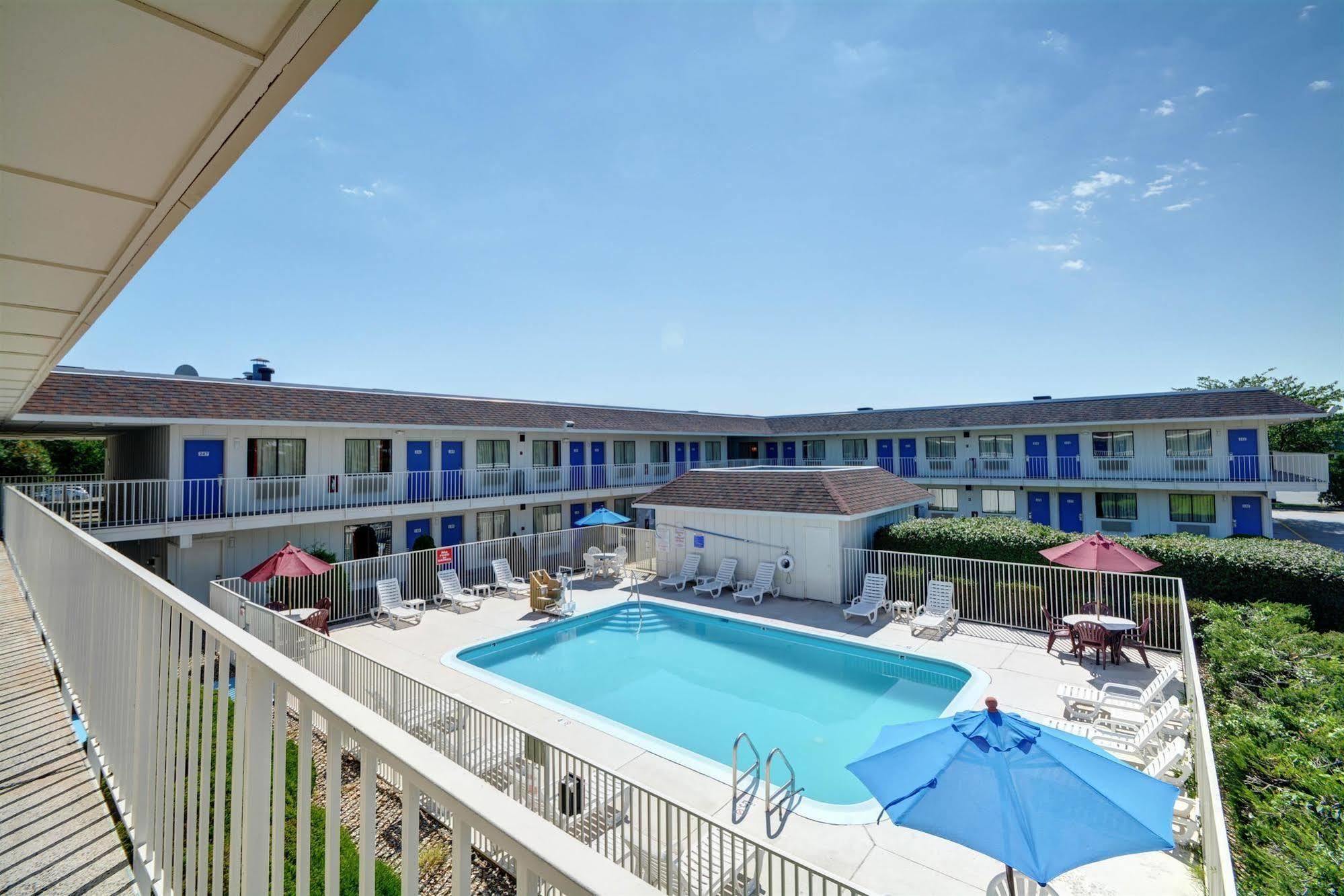 Motel 6-Windsor Locks, Ct - Hartford Exteriér fotografie