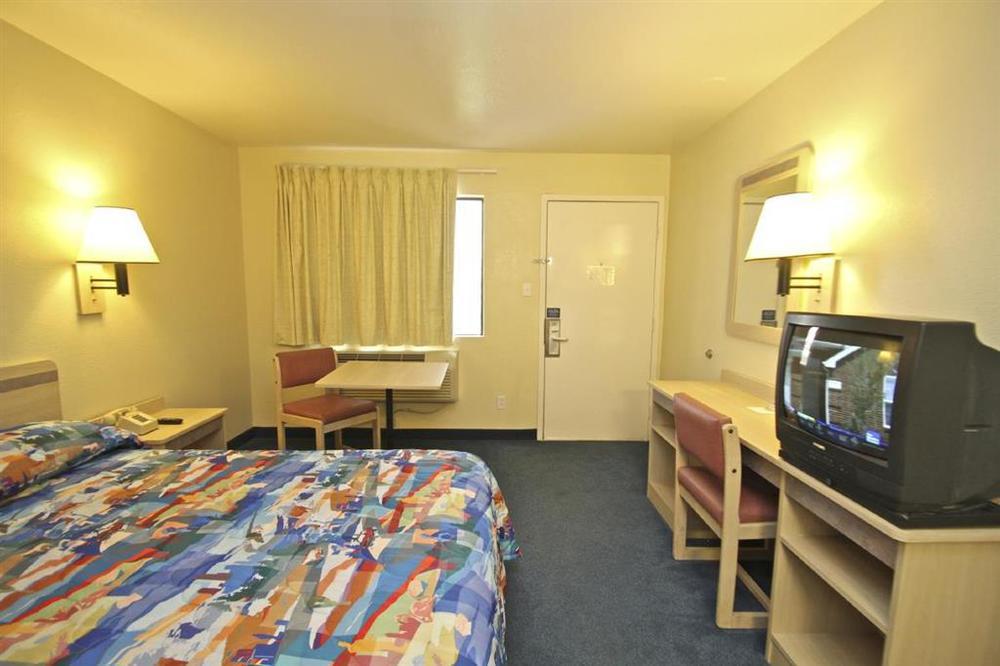 Motel 6-Windsor Locks, Ct - Hartford Pokoj fotografie