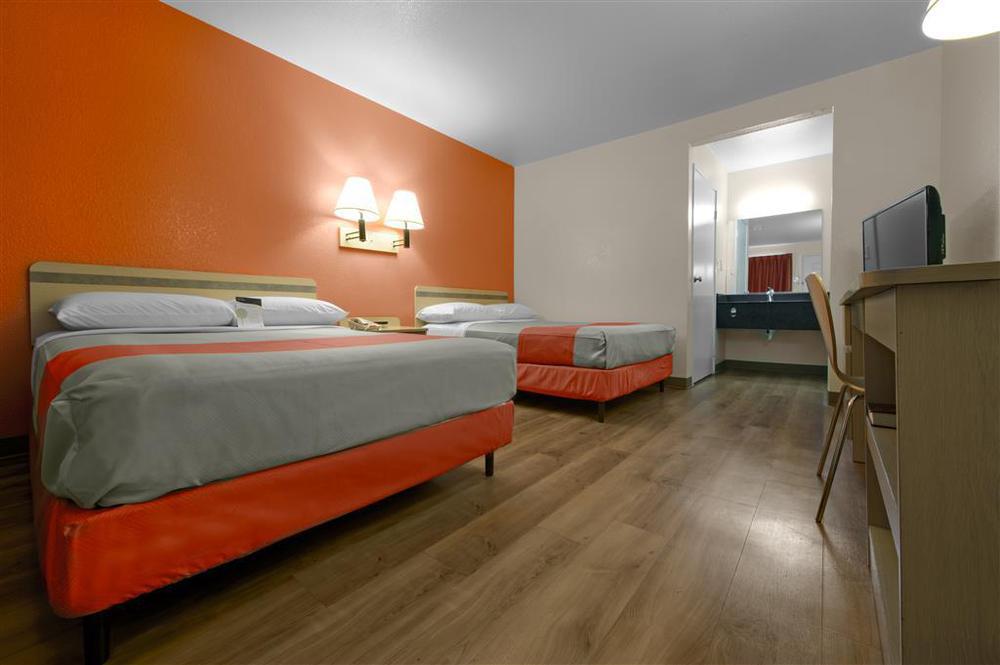 Motel 6-Windsor Locks, Ct - Hartford Pokoj fotografie